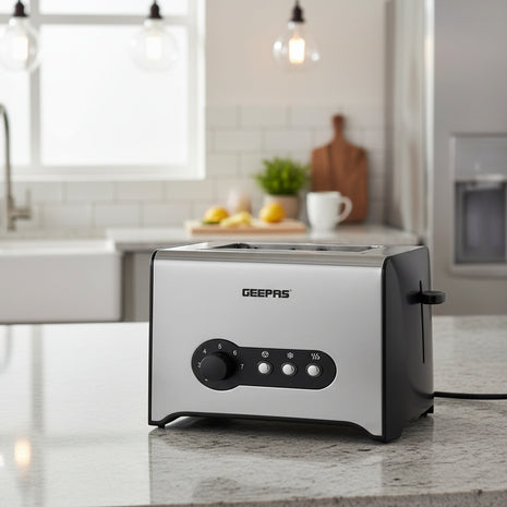 Control panel with GEEPAS branding on a gray background